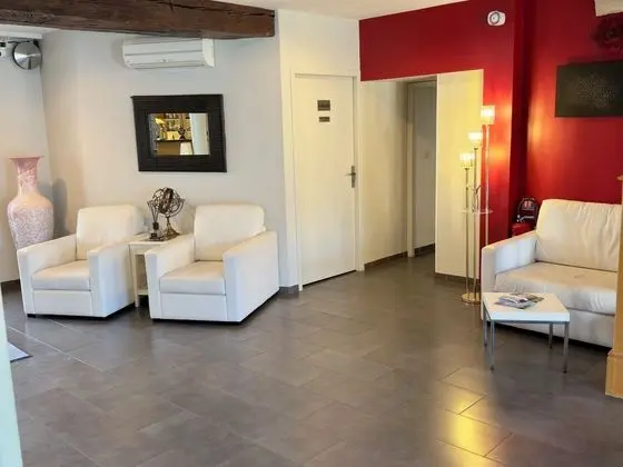 Hôtel Burgevin - Lobi