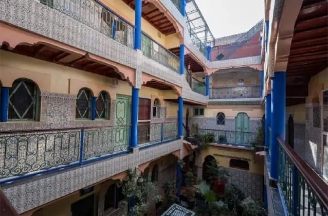 Hôtel Central Palace