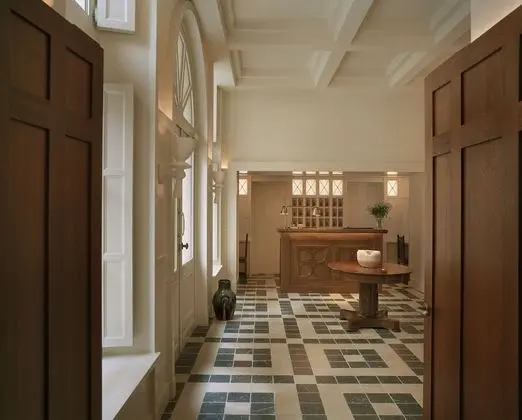 Hôtel Château Voltaire - Lobi