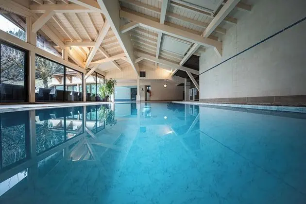 Hôtel Club le Crêt - Havuz