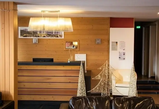 Hôtel Corrieu - Lobi