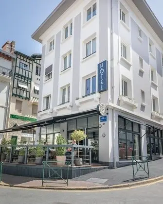 Hôtel Cosmopolitain - Dış Mekan