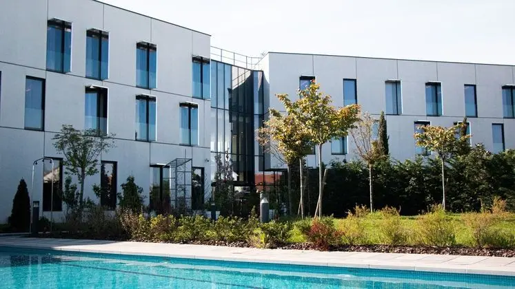Hôtel Dali Val D'Europe - Havuz