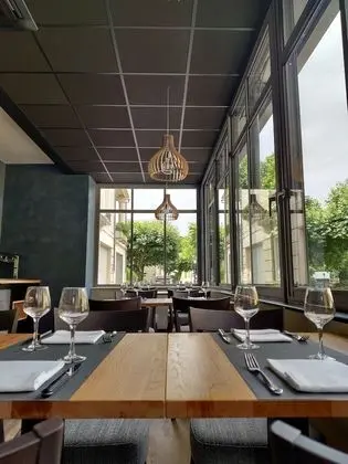 Hôtel de France - Yerinde Yemek