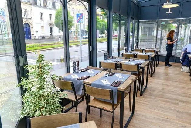 Hôtel de la Gare - Yerinde Yemek