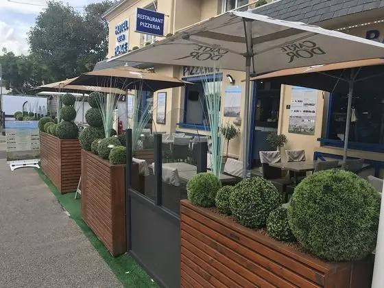 Hôtel de la Plage - Yerinde Yemek