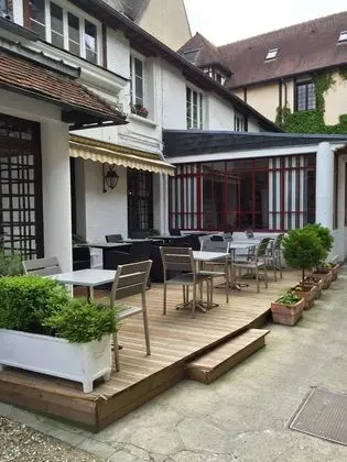Hôtel de Normandie - Dış Mekan