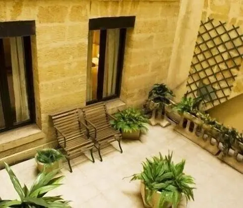 Hôtel des 4 Soeurs - İç Mekan