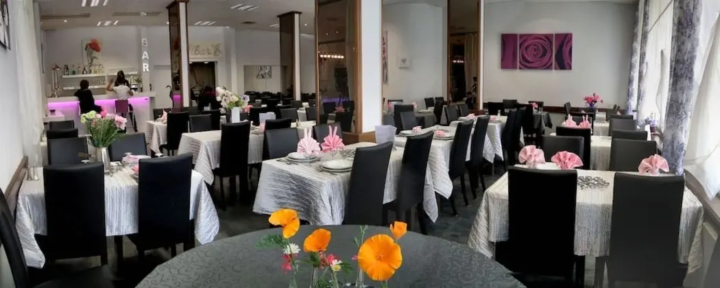 Hôtel des Pays-Bas - Yerinde Yemek