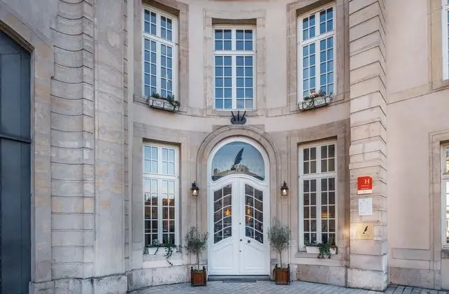 Hôtel des Prélats - Dış Mekan