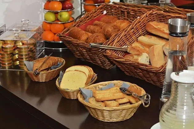 Hôtel Du Centre Annemasse - Yerinde Yemek