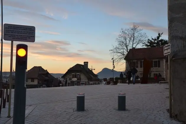Hôtel du Château Annecy - Dış Mekan