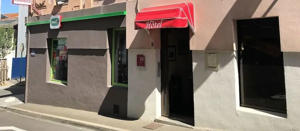 Hôtel du Commerce - Dış Mekan