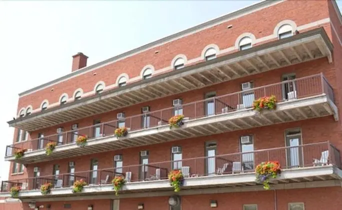 Hôtel du Fjord - Dış Mekan
