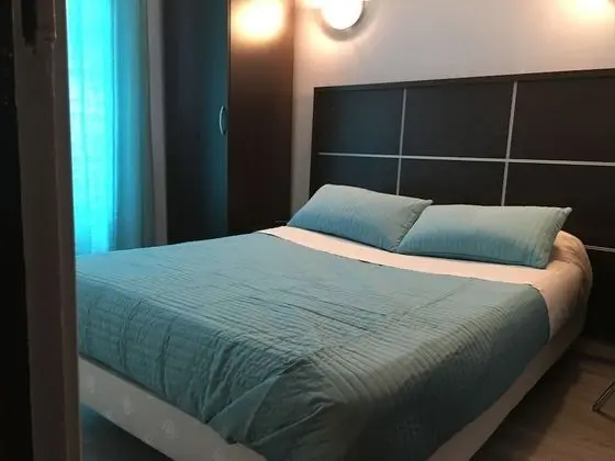 Hôtel Du Globe 18