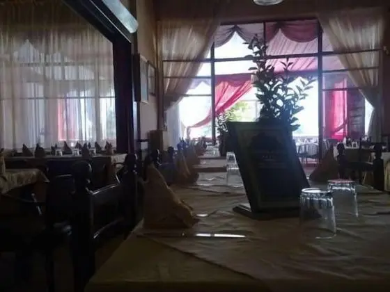 Hôtel El Ayachi - Yerinde Yemek