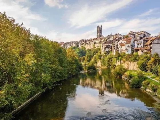 Hôtel Fribourg Centre Remparts by Mercure