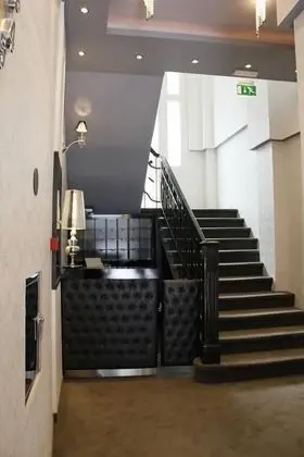 HOTEL ILISIA - Lobi