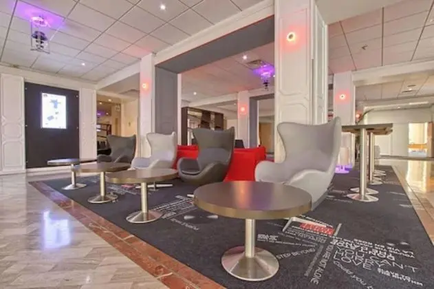 Hôtel Inn Paris CDG Airport - Lobi