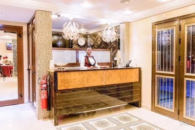Hôtel La Principauté Douala Bonapriso - Lobi