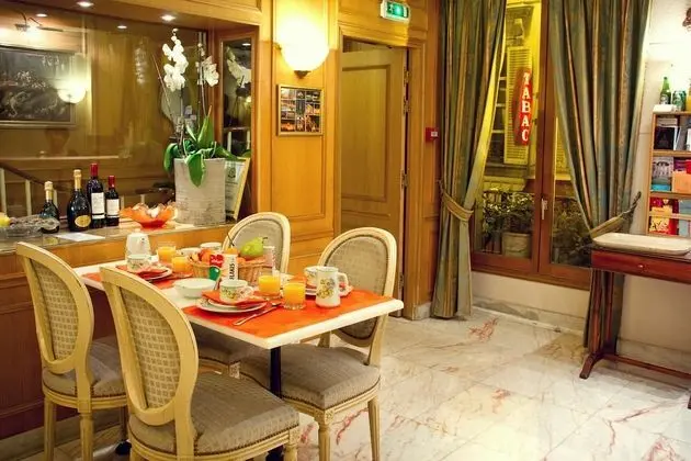 Hôtel La Sanguine - Lobi