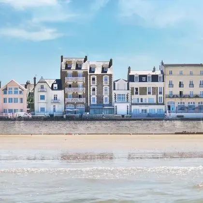 Hôtel L'Antinéa - Plaj