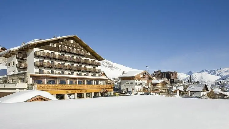 Hôtel Le Castillan - Dış Mekan