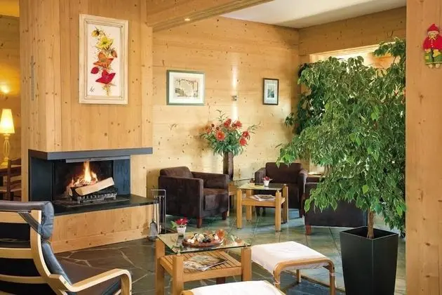 Hôtel Le Castillan - Lobi