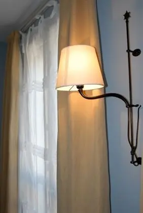 Hôtel Le Central - İç Mekan