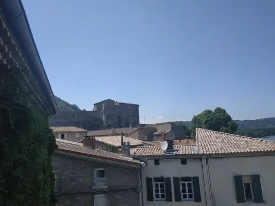 Hôtel Le Château - Oda Manzaraları