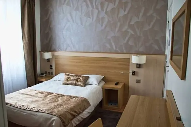 Hôtel Le Coureau - Öne Çıkan Resim