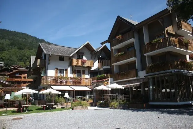 Hôtel Le Gai Soleil - Dış Mekan