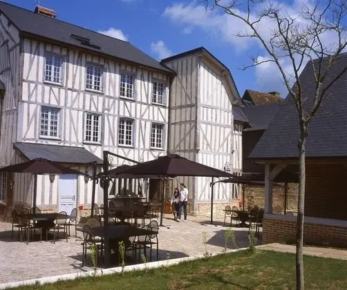 Hôtel Le Grand Cerf & Spa Nuxe - Dış Mekan