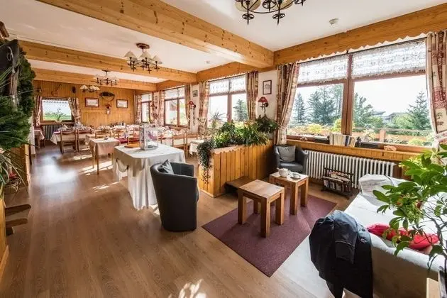 Hôtel Le Grand Truc - Lobi