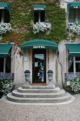 Hôtel Le HOME - Dış Mekan