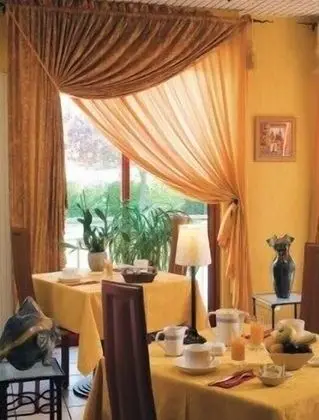 Hôtel Le Médicis - Yerinde Yemek