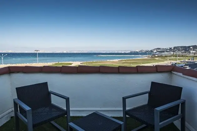 Hôtel Le Mistral - Oda Düzeni