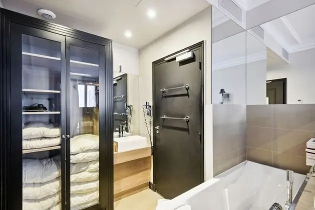 Hôtel Le Paris Singulier - Banyo Tipleri