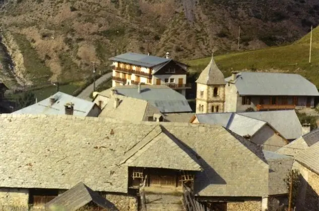 Hôtel Le Parpaillon - Dış Mekan