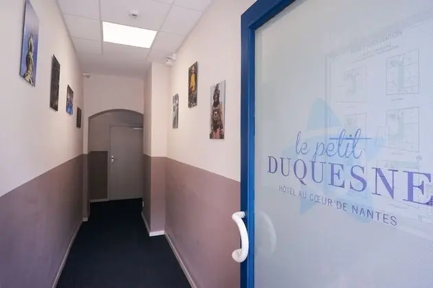 Hôtel Le Petit Duquesne - İç Mekan