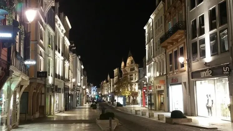 Hôtel Le Splendid - Dış Mekan