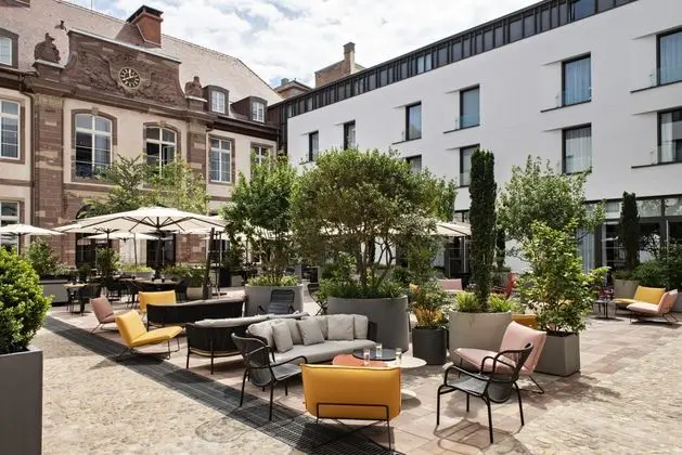 Hôtel LÉONOR the place to live - Dış Mekan