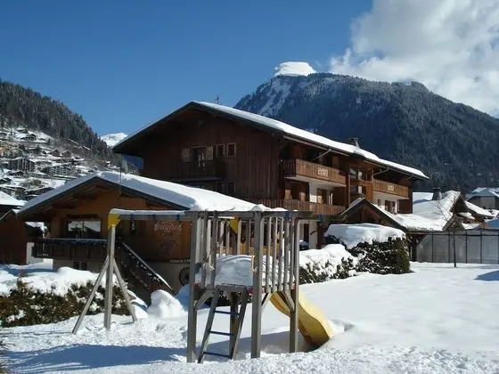 Hôtel Les Bruyères - Dış Mekan