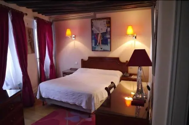 Hôtel les Degrés de Notre Dame