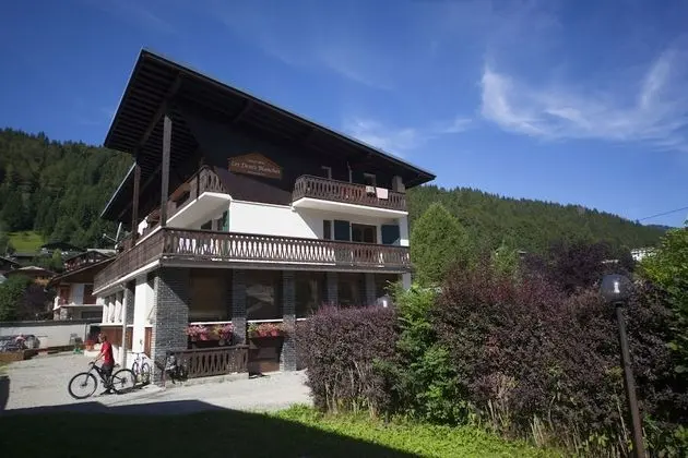 Hôtel Les Dents Blanches - Dış Mekan