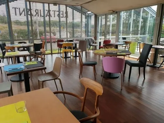 Hôtel les Genêts - Yerinde Yemek