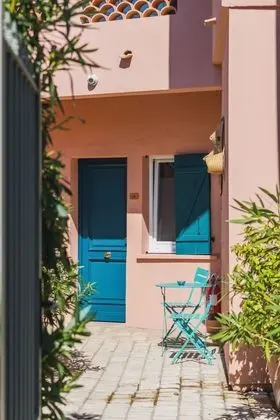 Hôtel Les Lauriers - Dış Mekan