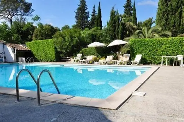 Hôtel les Liserons de Mougins - Havuz