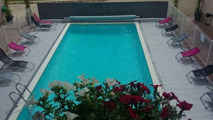 Hôtel les Pins - Öne Çıkan Resim