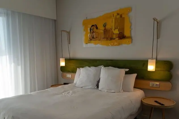 Hôtel Libéra Caen - 1